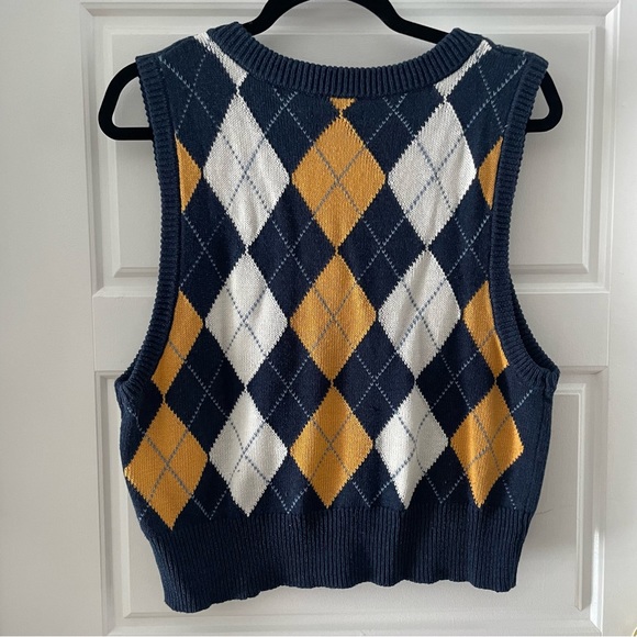 American Eagle Argyle Knit Vest Size M - Picture 3 of 3